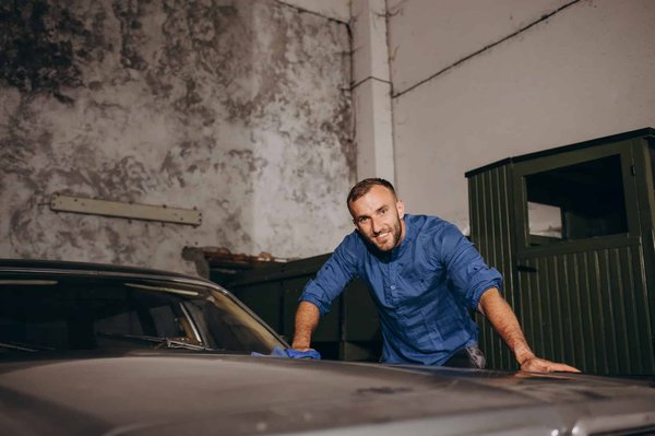 How to Effectively Reduce Brake Dust on Wheels for a Cleaner Appearance?