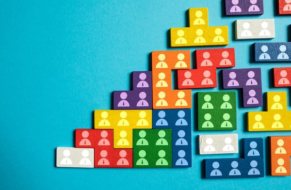 How Can UK Bakers Expand Reach Through Online Baking Classes?